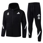 Coupe Vent Capuche Real Madrid 2026-27 Noir Coupe Vent Capuche Real Madrid 2026-27 Noir
